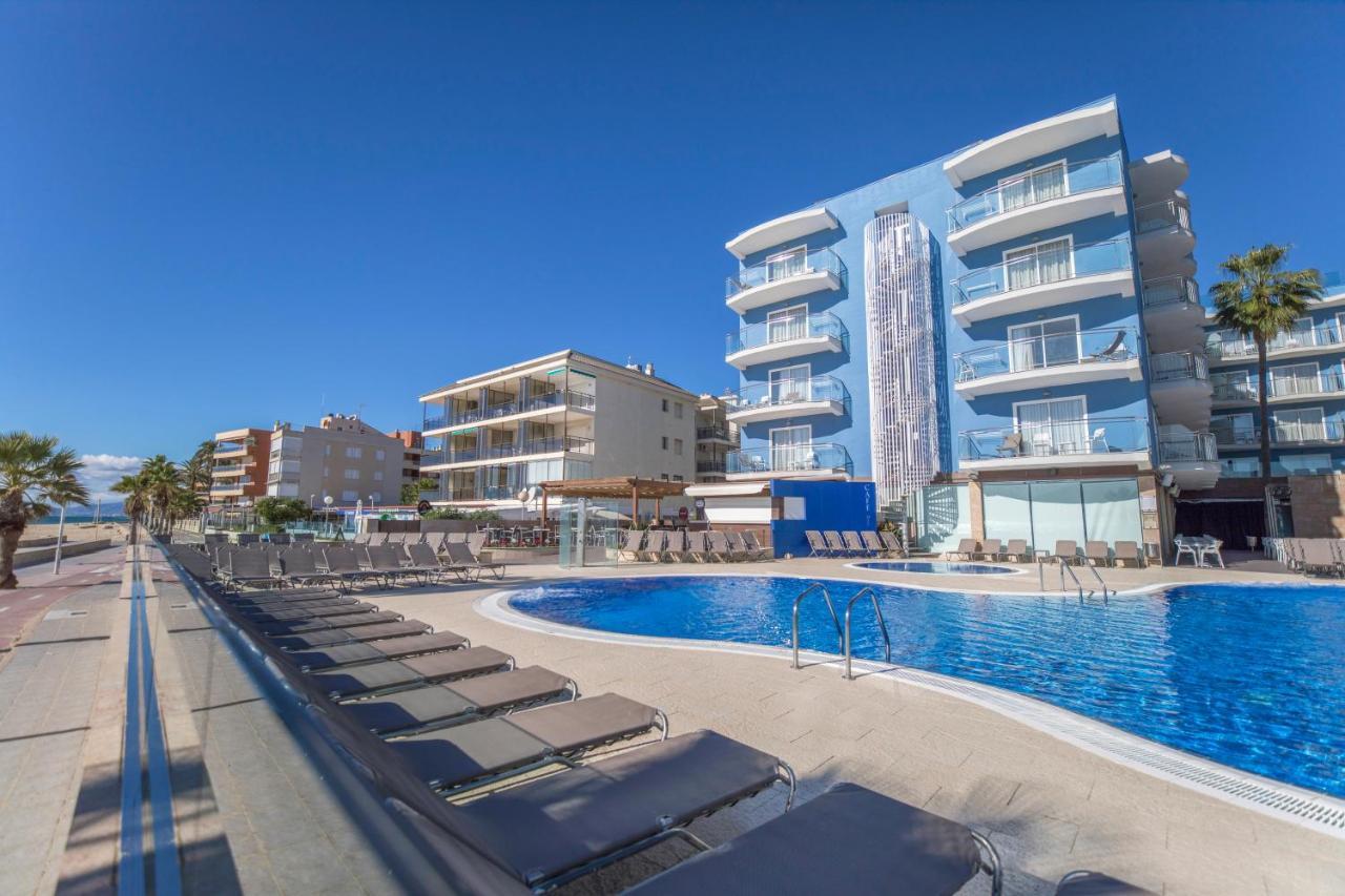 Apartamentos Turisticos Augustus كامبريلس المظهر الخارجي الصورة